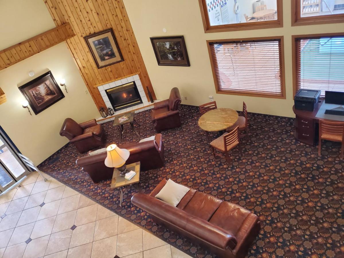 Hotel במיג'י מראה חיצוני תמונה